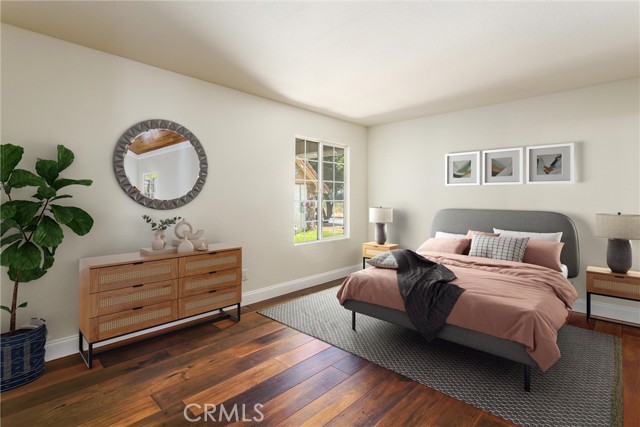 This room has been virtually staged.
