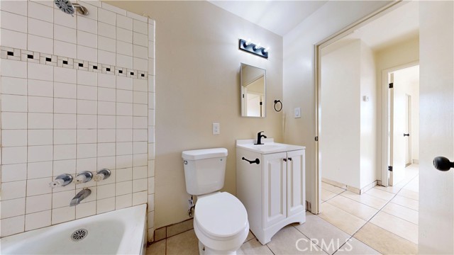 16631 Joshua Street, Victorville CA: https://media.crmls.org/medias/2e734bbb-6663-4a92-a787-2787196f1b25.jpg