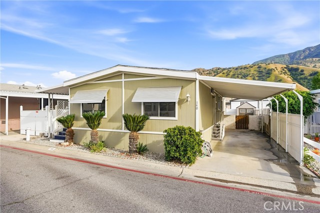 Detail Gallery Image 2 of 21 For 4901 Green River Rd #140,  Corona,  CA 92878 - 3 Beds | 2 Baths