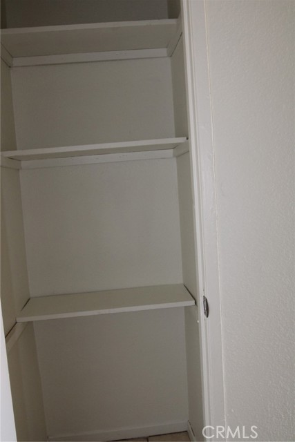 38429 10th E Place, Palmdale CA: https://media.crmls.org/medias/2e73718d-fce6-4226-9191-caeae2c12868.jpg