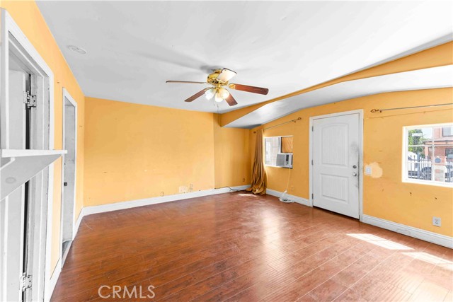 Detail Gallery Image 8 of 27 For 12123 163rd, Norwalk,  CA 90650 - 2 Beds | 1 Baths