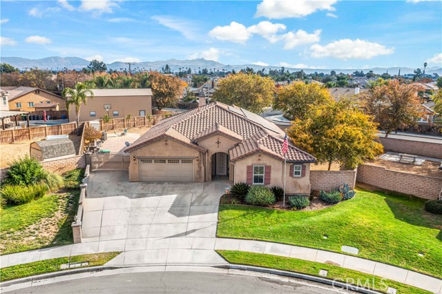 Detail Gallery Image 4 of 42 For 3731 Wild Sienna Trl, Hemet,  CA 92545 - 4 Beds | 3/1 Baths