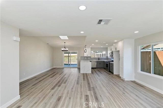 Detail Gallery Image 5 of 31 For 29161 Allan St, Lake Elsinore,  CA 92532 - 3 Beds | 2 Baths