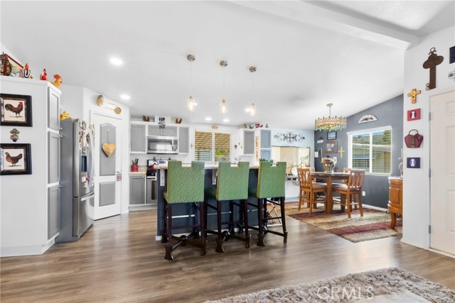 3700 Buchanan Street, Riverside CA: https://media.crmls.org/medias/2e7466e3-df27-4708-8559-839b11e3ed2c.jpg