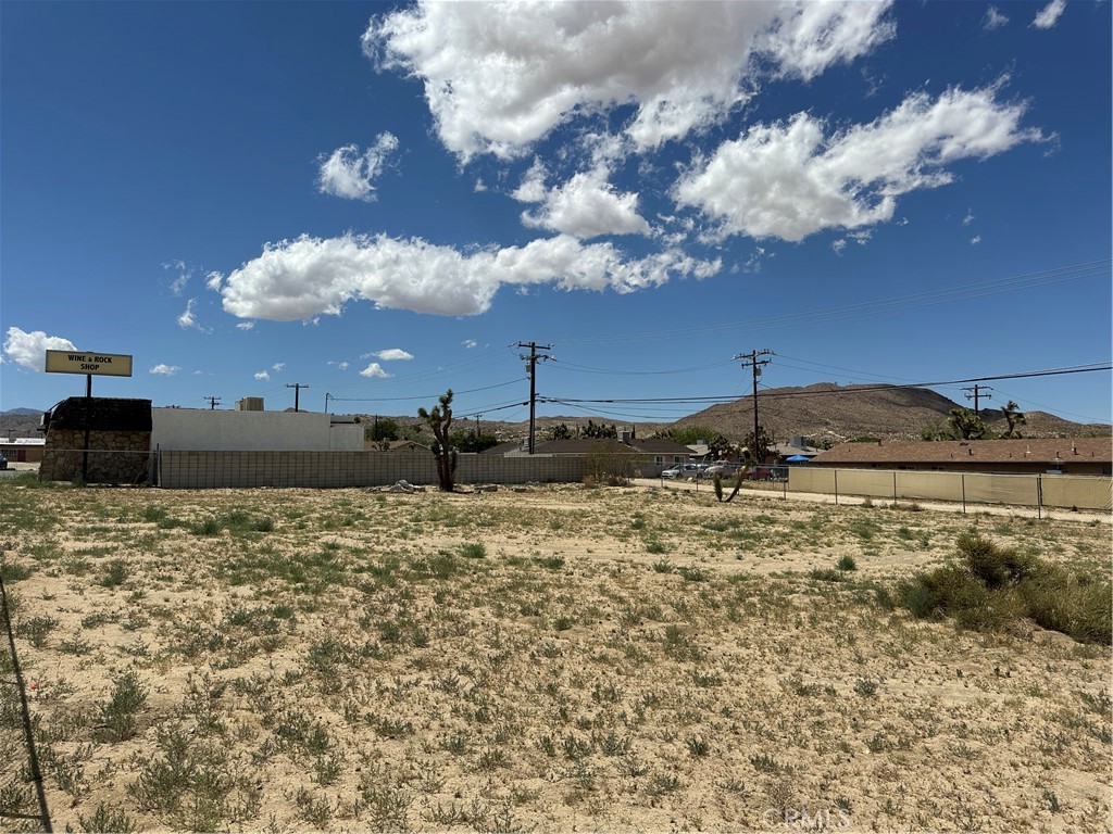 MLS #OC25191484 image #14