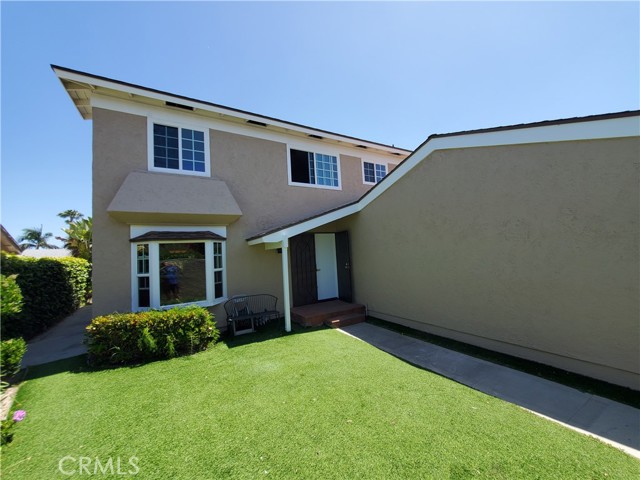 Detail Gallery Image 5 of 60 For 23326 Lockness Ave, Harbor City,  CA 90710 - 4 Beds | 2/1 Baths
