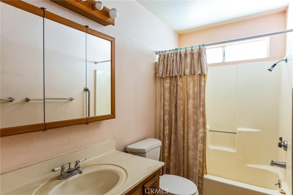 2E74F6Be 7622 401F 9Cdc 3F59Bc2625D2 336 S Lincoln Street, Ridgecrest, Ca 93555 &Lt;Span Style='BackgroundColor:transparent;Padding:0Px;'&Gt; &Lt;Small&Gt; &Lt;I&Gt; &Lt;/I&Gt; &Lt;/Small&Gt;&Lt;/Span&Gt;