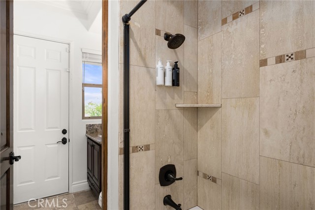 Detail Gallery Image 18 of 66 For 39625 Calle Cabernet, Temecula,  CA 92591 - 8 Beds | 6/3 Baths