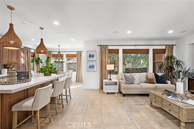 Detail Gallery Image 14 of 48 For 80 via Regalo, San Clemente,  CA 92673 - 5 Beds | 4/1 Baths