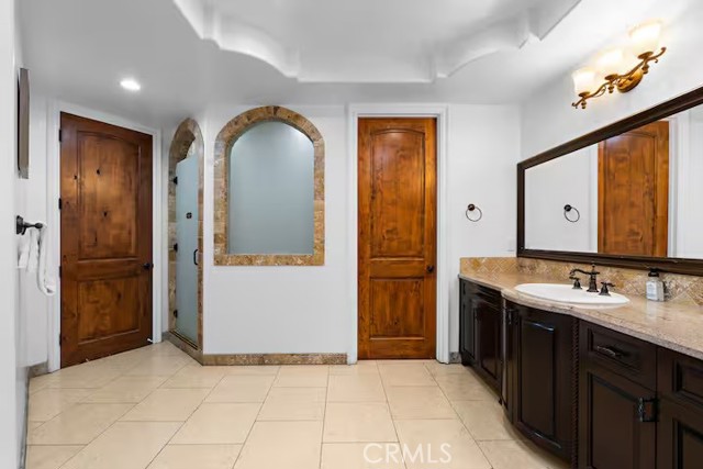 16806 Addison Street photo 14