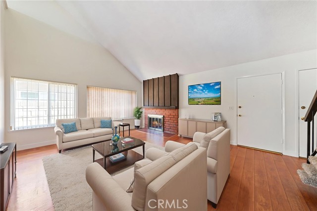 Detail Gallery Image 4 of 57 For 19209 Sheryl Avenue, Cerritos,  CA 90703 - 5 Beds | 3 Baths