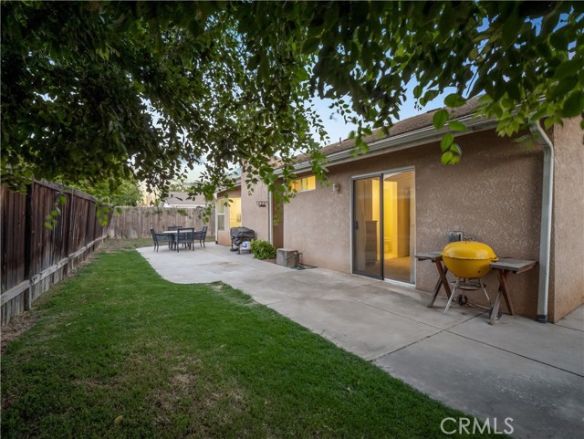 Detail Gallery Image 29 of 29 For 2725 Beverly Ave, Clovis,  CA 93611 - 3 Beds | 2 Baths