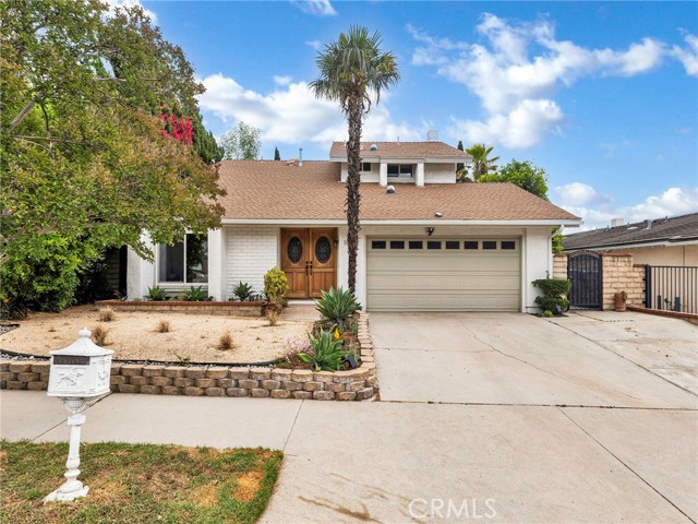 18622 Brasilia Drive, Porter Ranch CA: https://media.crmls.org/medias/2e765cbf-34af-46dd-9aa2-4d68a4919e41.jpg