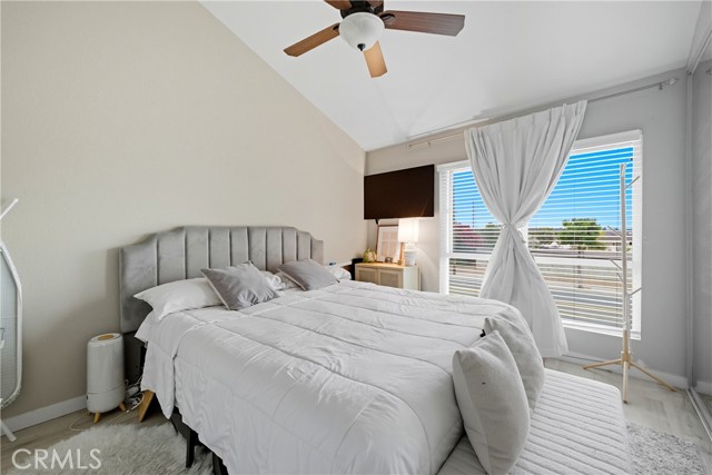 15225 Santa Gertrudes Avenue, La Mirada CA: https://media.crmls.org/medias/2e7673ca-06d3-455e-9281-4ff960e068af.jpg