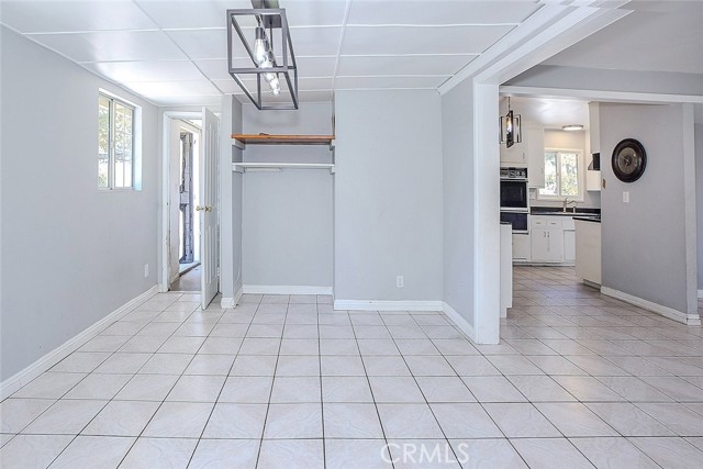 Detail Gallery Image 14 of 37 For 11523 Vanport Ave, Sylmar,  CA 91342 - 3 Beds | 2 Baths