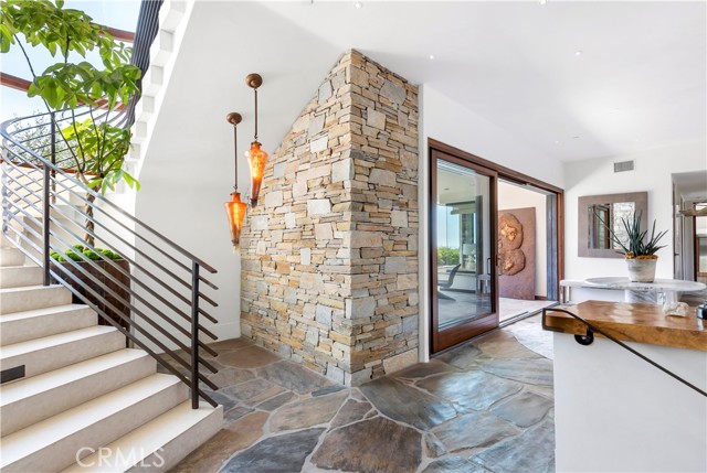 86 Emerald Bay, Laguna Beach CA: https://media.crmls.org/medias/2e76f18c-941f-4894-998c-f7afc171ad9d.jpg