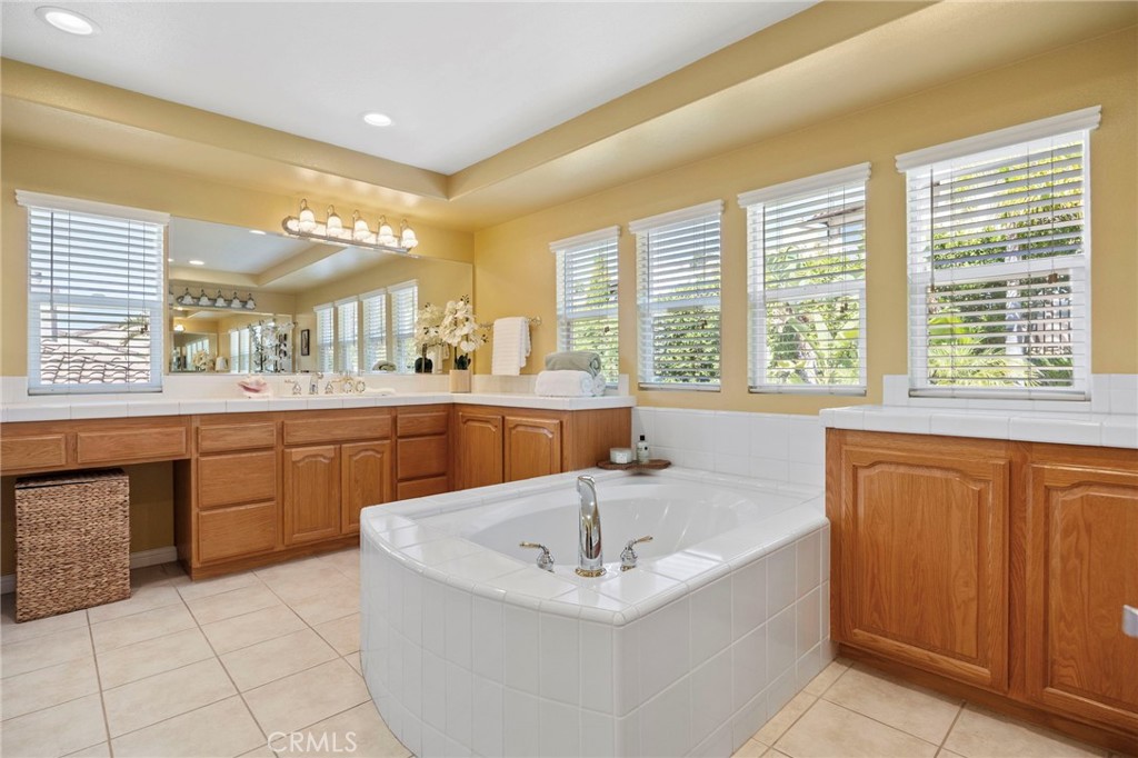 MLS #SR25230650 image #38