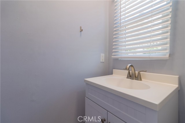 Detail Gallery Image 14 of 30 For 2843 W Bridgeport Ave, Anaheim,  CA 92804 - 4 Beds | 1/1 Baths