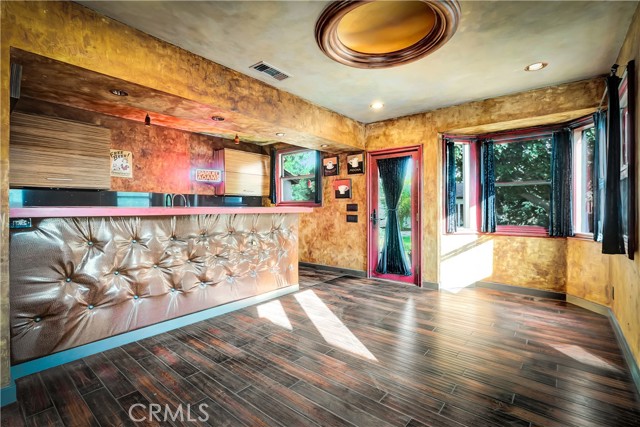 Detail Gallery Image 9 of 32 For 6268 Norwich Ave, Van Nuys,  CA 91411 - 3 Beds | 1 Baths