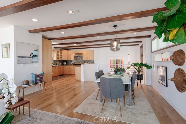 428 21st Place, Manhattan Beach, California 90266, 3 Bedrooms Bedrooms, ,2 BathroomsBathrooms,Residential,Sold,21st,SB23125584