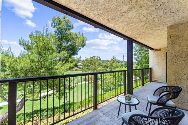 Detail Gallery Image 1 of 24 For 25541 Indian Hill Ln #P,  Laguna Hills,  CA 92653 - 2 Beds | 2 Baths