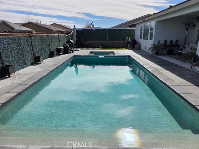 Detail Gallery Image 16 of 20 For 15895 Green Acres Ct, Victorville,  CA 92394 - 4 Beds | 2 Baths