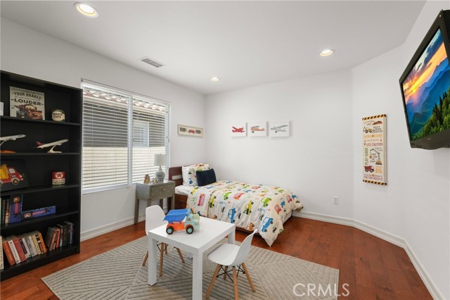 Detail Gallery Image 56 of 71 For 22601 Gault St, West Hills,  CA 91307 - 5 Beds | 3 Baths