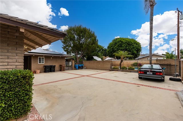 5802 Lakehaven Way, Yorba Linda CA: https://media.crmls.org/medias/2e7a769e-1fc2-4fbd-92f5-22ed922d932c.jpg