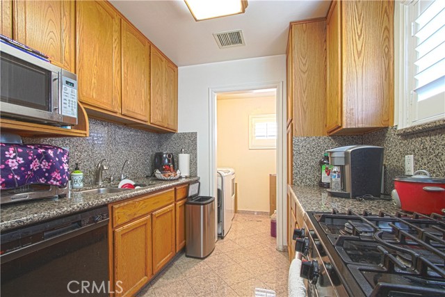 Image 7 of 21 For 17829 Burton Street
