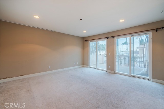 Detail Gallery Image 18 of 41 For 4445 W 163rd St., Lawndale,  CA 90260 - 4 Beds | 3/1 Baths