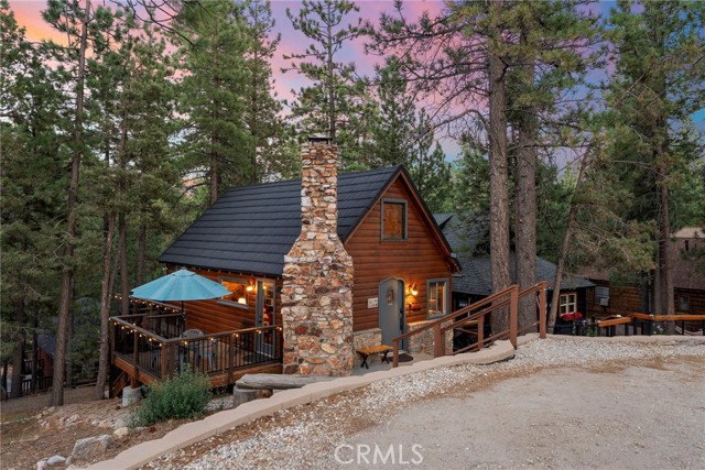 Detail Gallery Image 1 of 31 For 132 Winding Ln, Big Bear City,  CA 92314 - 2 Beds | 1/1 Baths