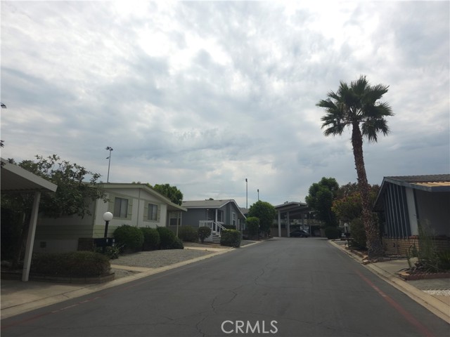 Detail Gallery Image 10 of 41 For 1550 Rimpau Ave #20,  Corona,  CA 92881 - 3 Beds | 2 Baths