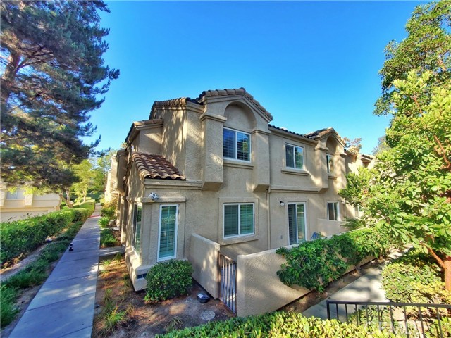 21165 Gladiolos Way, Lake Forest, CA 92630