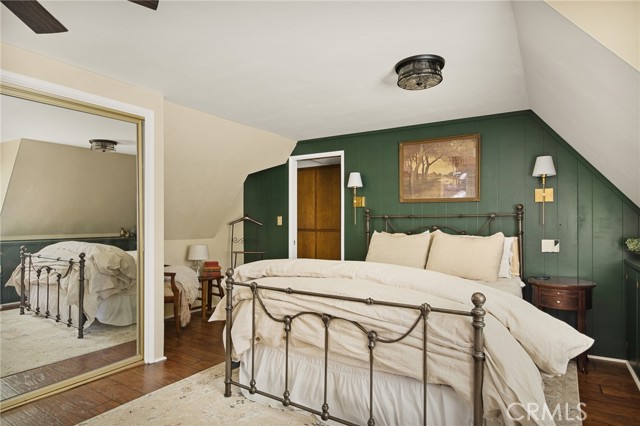 243 Manzanita Drive, Lake Arrowhead CA: https://media.crmls.org/medias/2e7d8eda-cb8d-40a3-bbce-96773738bd3c.jpg