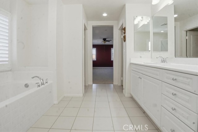 Detail Gallery Image 34 of 44 For 7165 Mystic Cloud, Corona,  CA 92880 - 3 Beds | 2/1 Baths