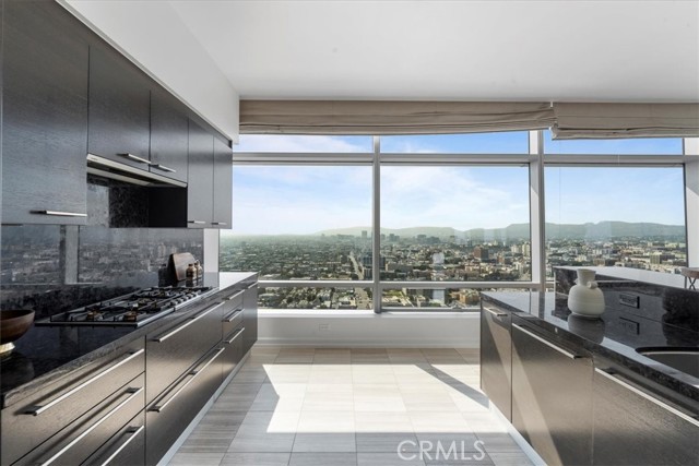 Detail Gallery Image 3 of 32 For 900 W Olympic, Los Angeles,  CA 90015 - 2 Beds | 3 Baths