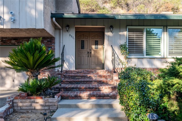 Front Image Thumbnail for CRGD25218244