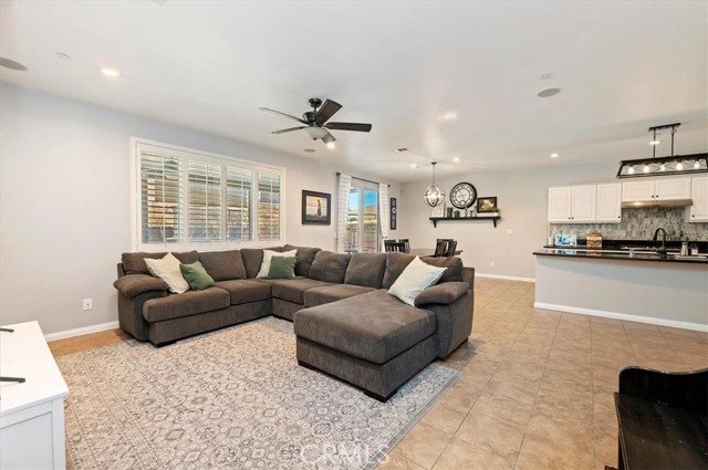 Detail Gallery Image 18 of 65 For 30829 Oak Knoll Dr., Menifee,  CA 92584 - 5 Beds | 4 Baths