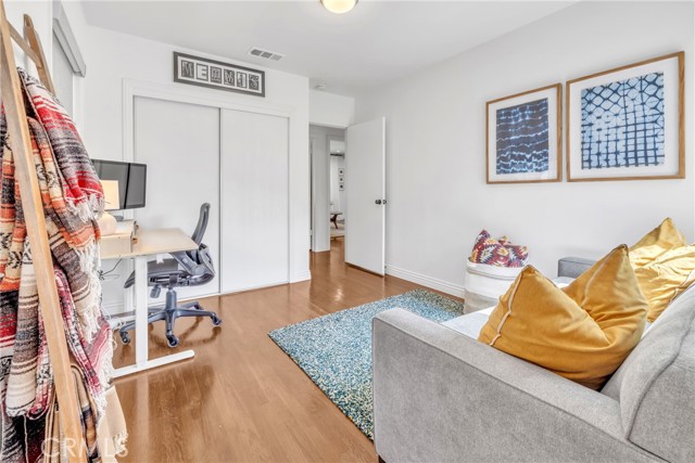 3743 N Studebaker Road, Long Beach CA: https://media.crmls.org/medias/2e7fdd9d-f0b4-45e3-8214-ed6511d7a2ef.jpg