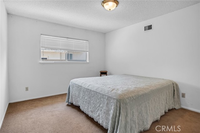 Detail Gallery Image 28 of 46 For 18944 Prairie St, Northridge,  CA 91324 - 4 Beds | 2 Baths