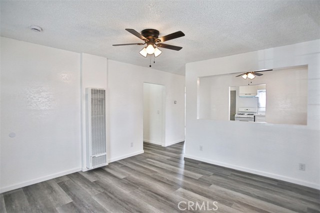 Detail Gallery Image 5 of 27 For 2154 E. 14th St, Long Beach,  CA 90804 - 2 Beds | 1 Baths