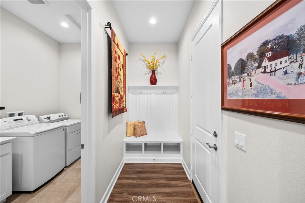 MLS #OC25159239 img 21