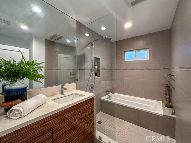 Detail Gallery Image 13 of 42 For 131 N Garfield Pl, Monrovia,  CA 91016 - 2 Beds | 1/1 Baths