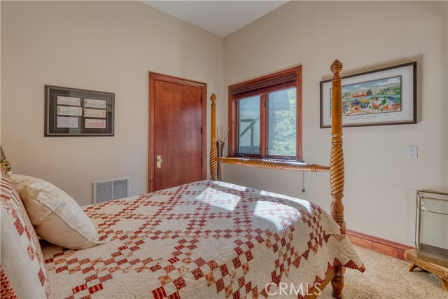 27465 Meadow Bay Drive, Lake Arrowhead, CA 92352