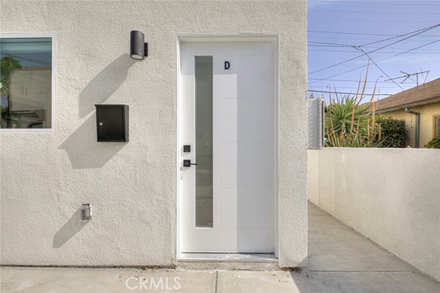 Detail Gallery Image 2 of 23 For 1070 Allen #D,  Glendale,  CA 91201 - 2 Beds | 1/1 Baths