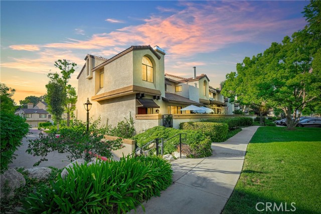 Detail Gallery Image 1 of 35 For 6 Wilderness Pl, Pomona,  CA 91766 - 2 Beds | 2/1 Baths