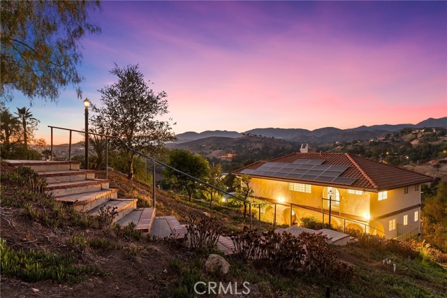 Detail Gallery Image 34 of 47 For 9658 Wheatland Ave, Sunland,  CA 91040 - 4 Beds | 4 Baths