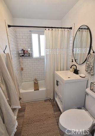 21825 Thunderbird Road, Apple Valley CA: https://media.crmls.org/medias/2e82b1e4-078f-43a3-8331-03e7ce9093ef.jpg