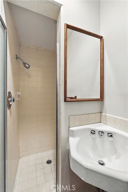 8847 Naomi Avenue, San Gabriel CA: https://media.crmls.org/medias/2e8349ad-514c-4842-b873-c148b304838c.jpg