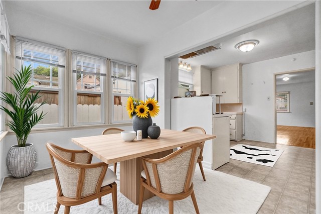 3224 Cerritos Avenue, Signal Hill CA: https://media.crmls.org/medias/2e834c73-defd-4b06-9718-c7a63213b9aa.jpg
